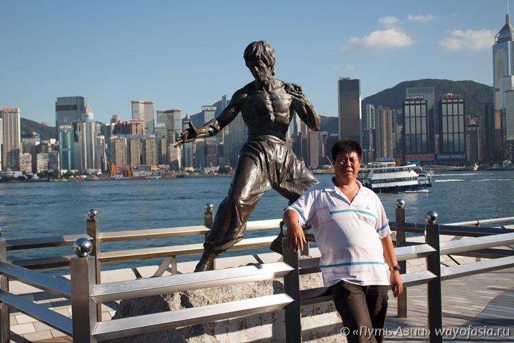 Гонконг – Статуя Брюса Ли на Аллее звезд